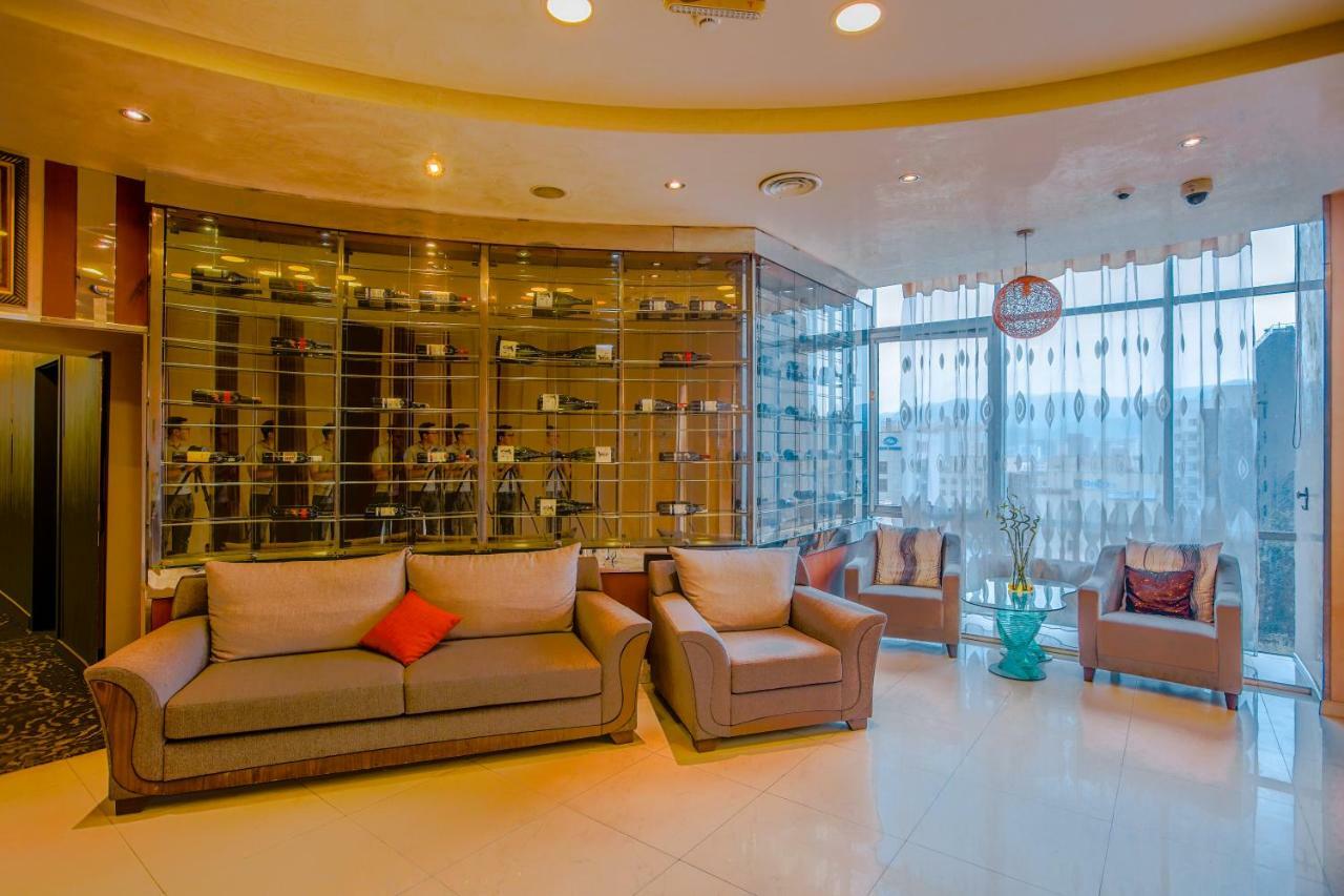 Ramada Ulaanbaatar City Center Ngoại thất bức ảnh